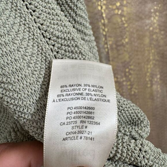 Aritzia WILFRED Halter Espace Sage Green Scallop Knit Crop Tank Medium - Picture 4 of 5